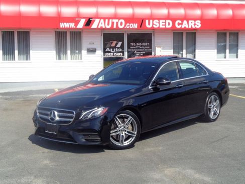 Used 2018 Mercedes-Benz E 400 4MATIC Sedan w/ Premium 1 Package image 1