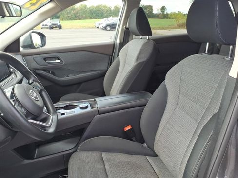 Used 2023 Nissan Rogue SV image 13