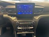 Certified 2020 Ford Explorer XLT w/ Equipment Group 202A image 3