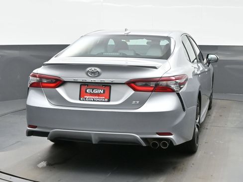 Used 2024 Toyota Camry SE image 5