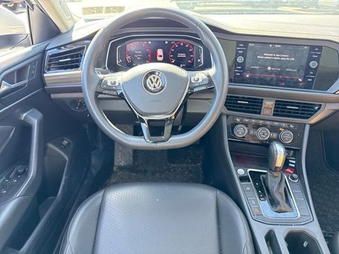 Used 2020 Volkswagen Jetta SEL image 19