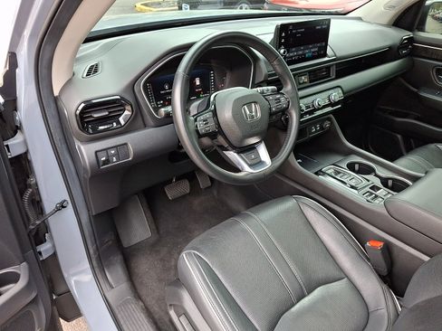 Used 2024 Honda Pilot Elite image 25