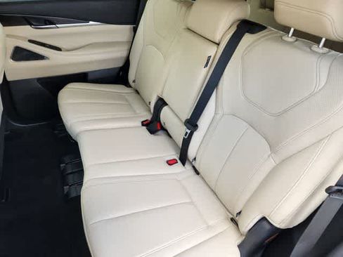 Certified 2025 INFINITI QX60 Sensory w/ Vision Package AWD/4WD image 12