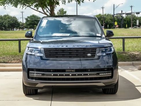 New 2026 Land Rover Range Rover Long Wheelbase SE AWD/4WD image 4