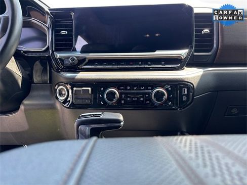 Used 2023 Chevrolet Silverado 1500 High Country w/ Technology Package image 11