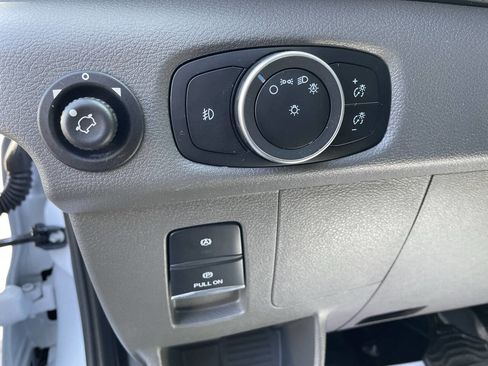 Used 2023 Ford Transit 250 Low Roof AWD image 14