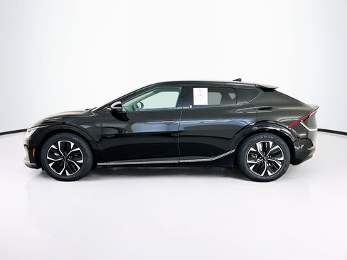 Used 2024 Kia EV6 Wind w/ Wind Technology Package AWD/4WD image 4