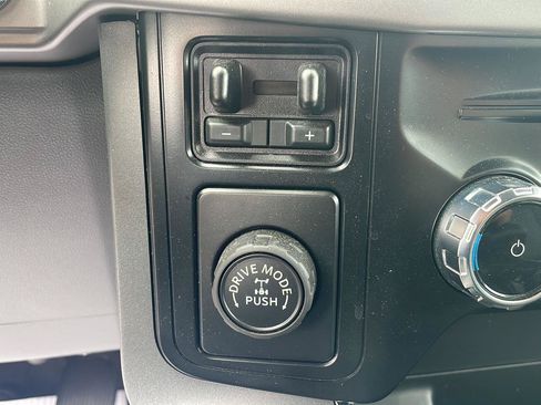 Used 2024 Ford F150 XLT w/ Equipment Group 302A MID RWD image 24