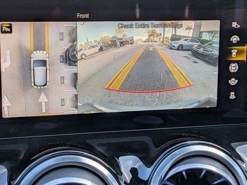 Used 2023 Mercedes-Benz GLA 250 image 13