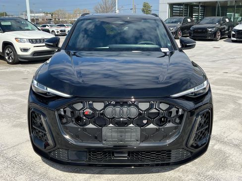New 2025 Audi SQ5 Premium Plus image 2