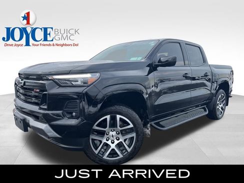 Certified 2023 Chevrolet Colorado Z71 w/ Z71 Convenience Package 2 image 1