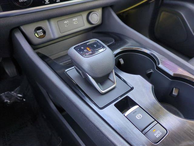 Used 2024 Nissan Rogue SV FWD image 12