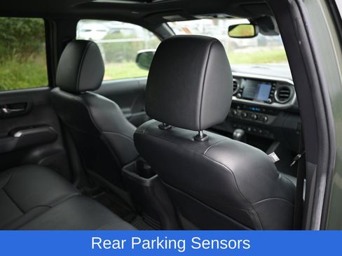 Used 2022 Toyota Tacoma Limited AWD/4WD image 36