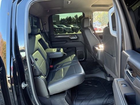 Used 2025 Chevrolet Silverado 2500 LT w/ Trail Boss Package image 23