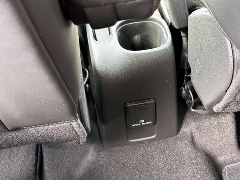 Certified 2022 Chevrolet Trax LT w/ LT Convenience Package image 12