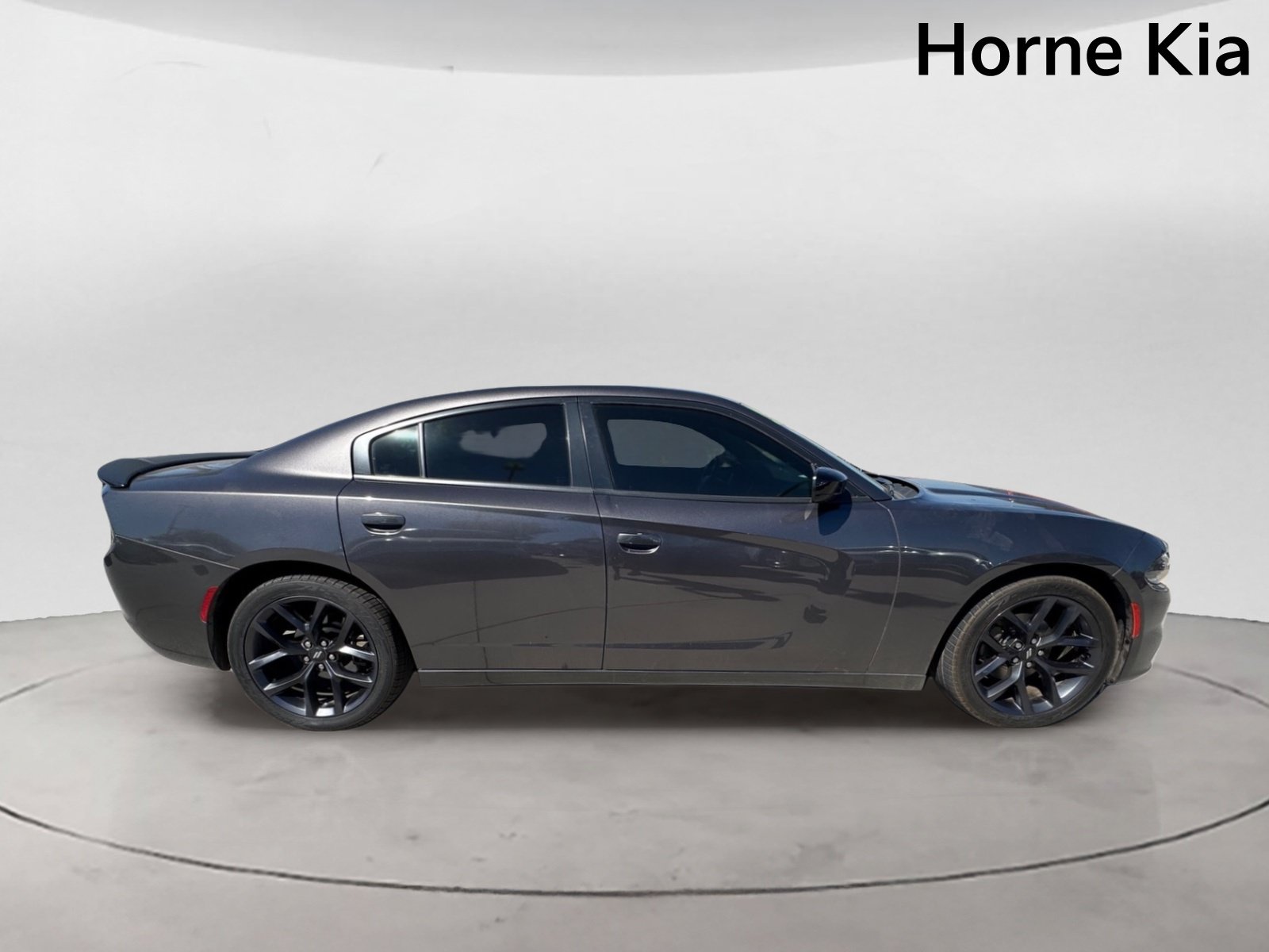Used 2021 Dodge Charger SXT w/ Blacktop Package RWD image 3