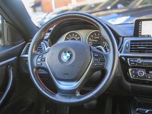 Used 2019 BMW 430i Coupe w/ Convenience Package image 12