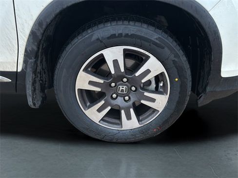 Used 2017 Honda Ridgeline RTL image 9