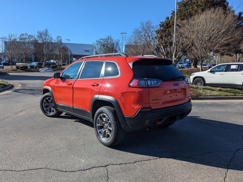 Used 2021 Jeep Cherokee Trailhawk w/ Premium Leather Package image 7