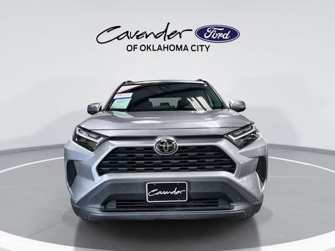 Used 2023 Toyota RAV4 XLE AWD/4WD image 3