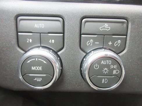 New 2026 GMC Sierra 1500 Elevation w/ Max Trailering Package image 17