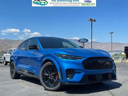 New 2025 Ford Mustang Mach-E GT