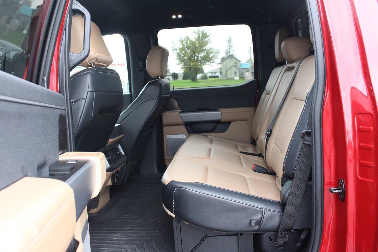 Used 2023 Ford F250 Lariat w/ Lariat Ultimate Package AWD/4WD image 8