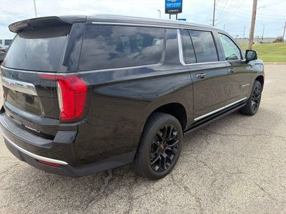 Used 2022 GMC Yukon XL Denali