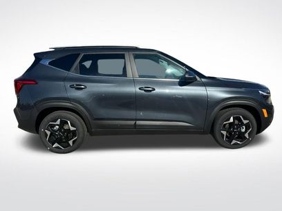 New 2026 Kia Seltos EX