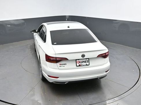 Used 2019 Volkswagen Jetta R-Line image 32