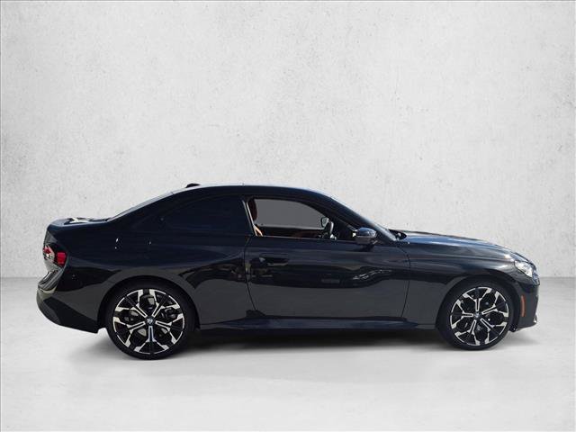 Used 2025 BMW 230i xDrive Coupe w/ Premium Package AWD/4WD image 4
