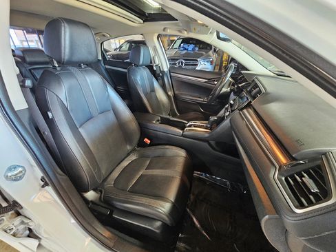 Used 2021 Honda Civic EX-L image 11