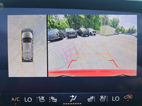 Certified 2025 Buick Enclave Avenir w/ LPO, Floor Liner Package AWD/4WD image 26