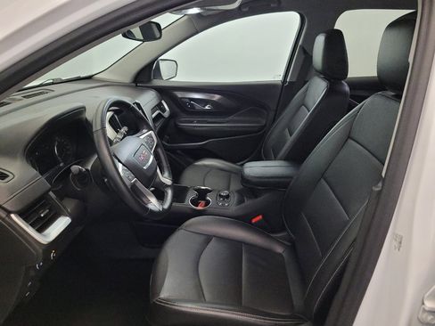 Used 2024 GMC Terrain SLT FWD image 17