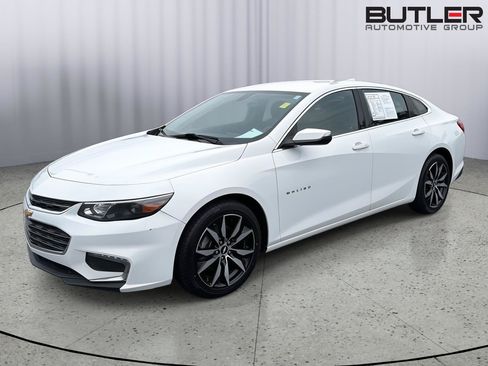 Used 2018 Chevrolet Malibu LT FWD image 1