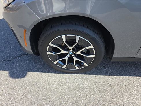 Used 2025 BMW X3 xDrive30i w/ Convenience Package image 12