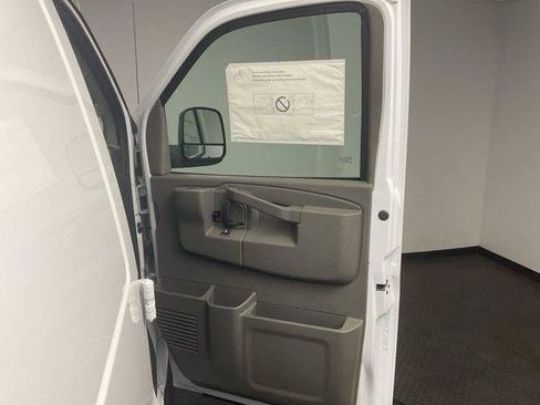 New 2026 Chevrolet Express 2500 w/ Driver Convenience Package RWD image 20