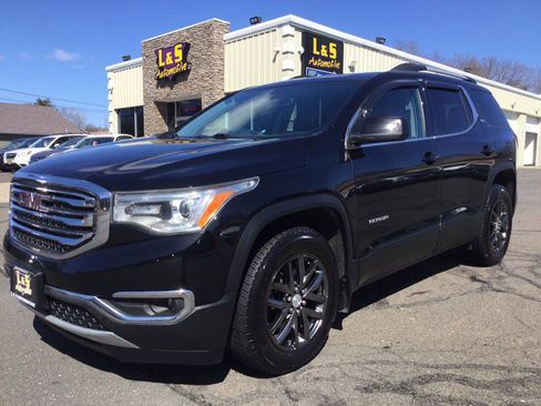 Used 2017 GMC Acadia SLT image 1