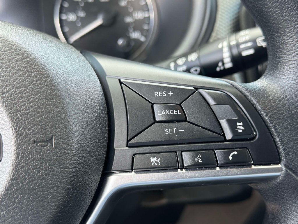 Used 2024 Nissan Kicks SV FWD image 19
