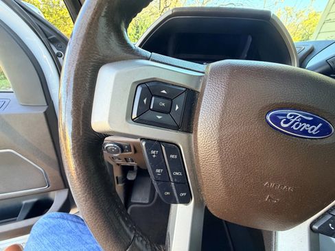 Used 2019 Ford F250 King Ranch w/ King Ranch Ultimate Package image 30