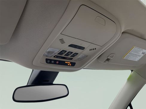 Used 2023 Buick Enclave Essence w/ Experience Buick Package image 20