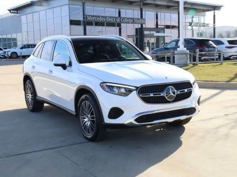 New 2026 Mercedes-Benz GLC 300 GLC 300 image 3