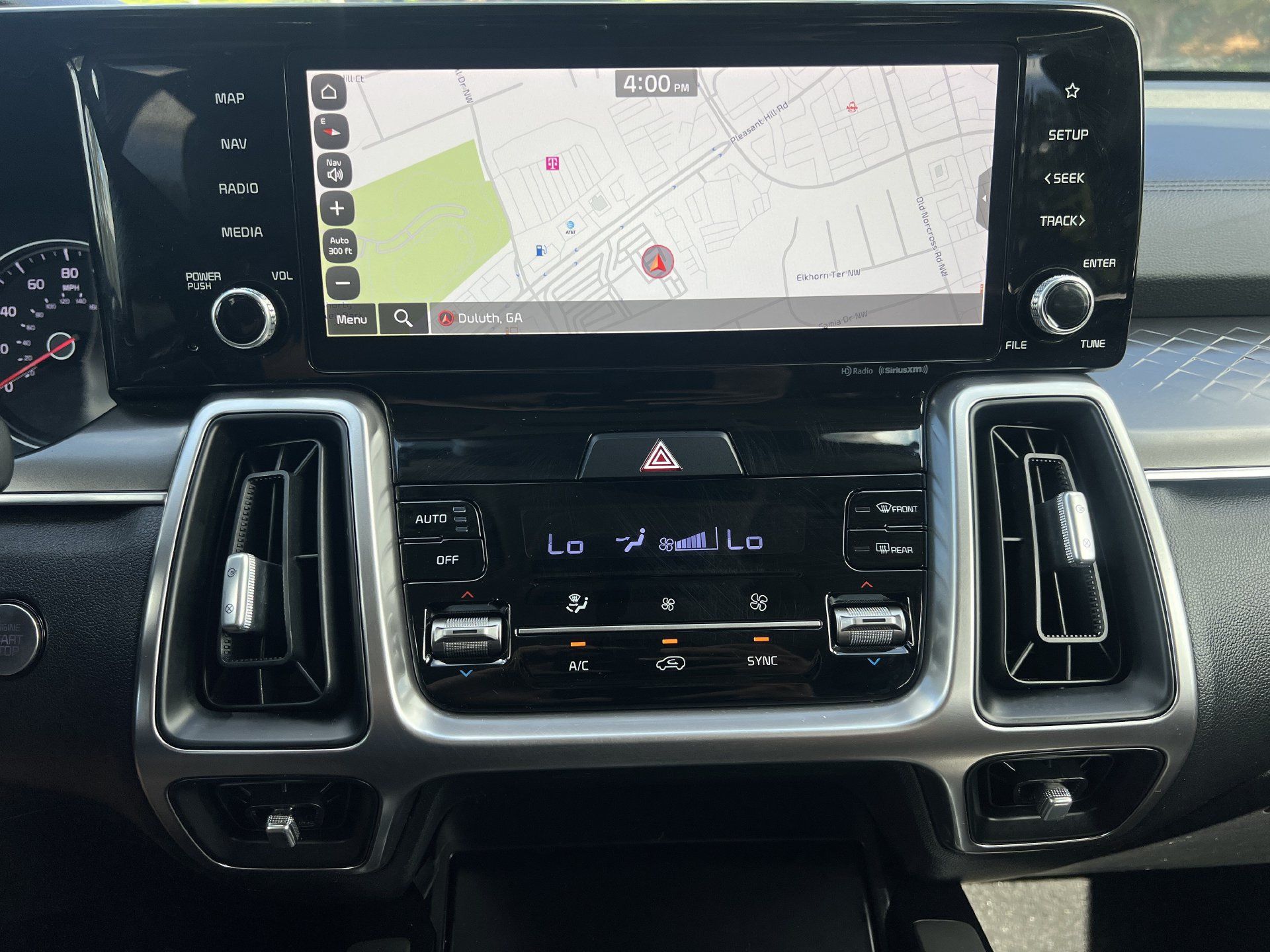Used 2023 Kia Sorento S w/ Panoramic Sunroof Package FWD image 5