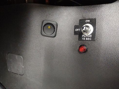 Used 2020 GMC Sierra 2500 AT4 w/ AT4 Premium Package AWD/4WD image 50