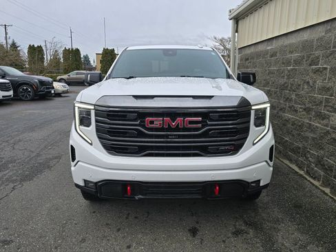 Used 2022 GMC Sierra 1500 AT4 w/ AT4 Premium Package image 14