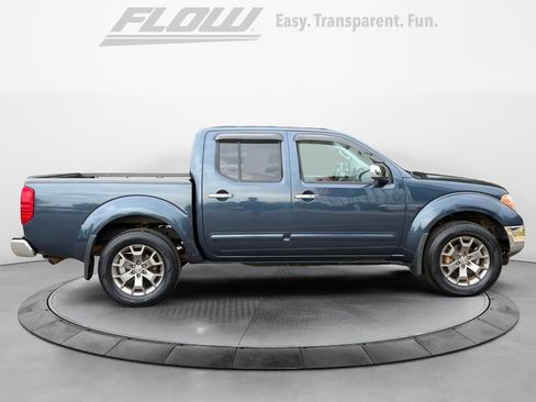 Used 2016 Nissan Frontier SL AWD/4WD image 10