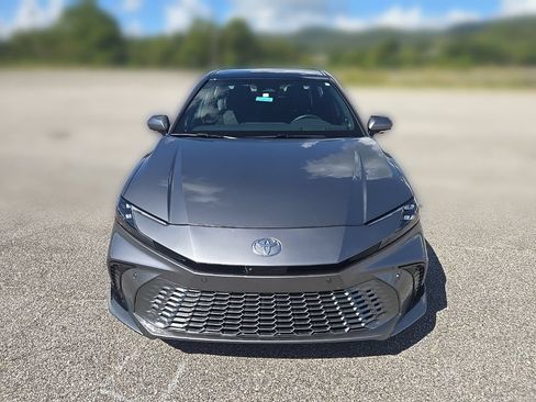 Used 2025 Toyota Camry XSE w/ Premium Plus Package FWD image 8