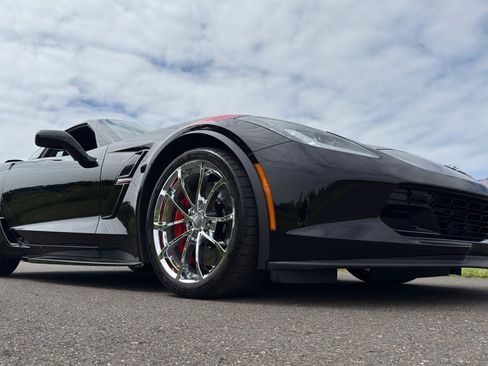 Used 2019 Chevrolet Corvette Grand Sport RWD image 14