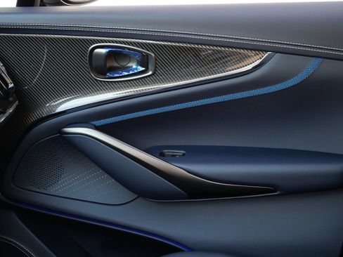 New 2026 Aston Martin DBX 707 image 18