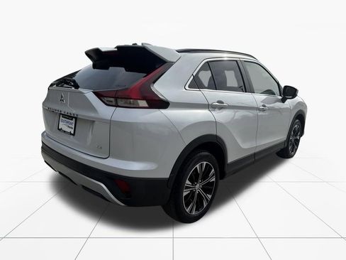 Used 2022 Mitsubishi Eclipse Cross SE image 9